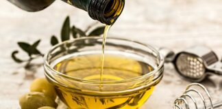 Czy oliwa z oliwek jest dobra dla kota?