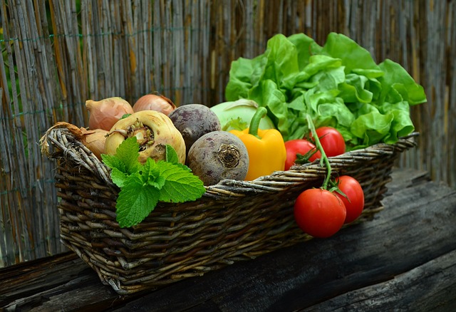 Jakie zioła najbardziej pasują do warzyw?